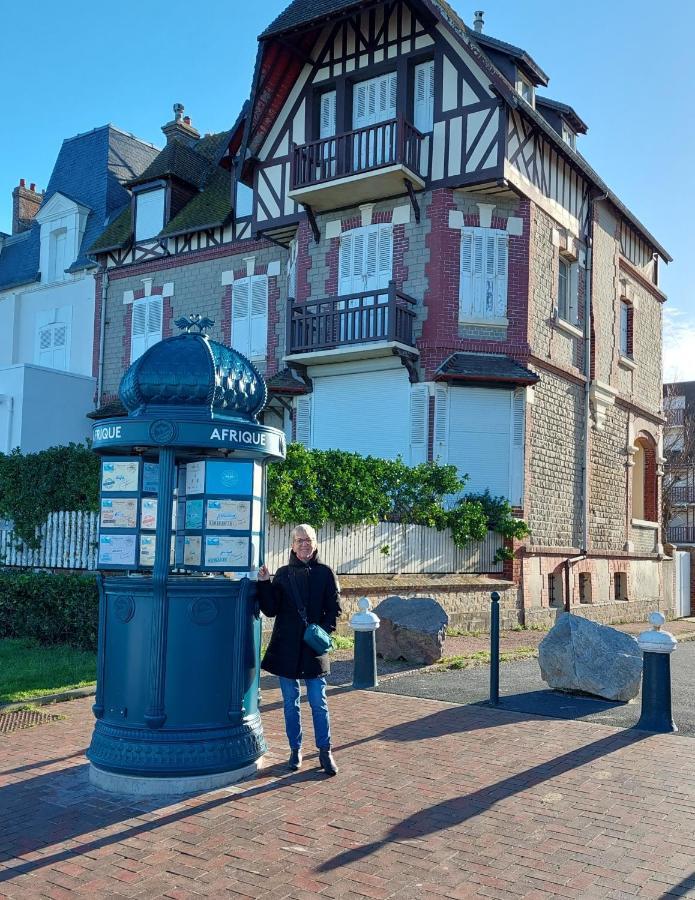 Les 3 Mouettes A Cabourg - Cote Normande Leilighet Eksteriør bilde